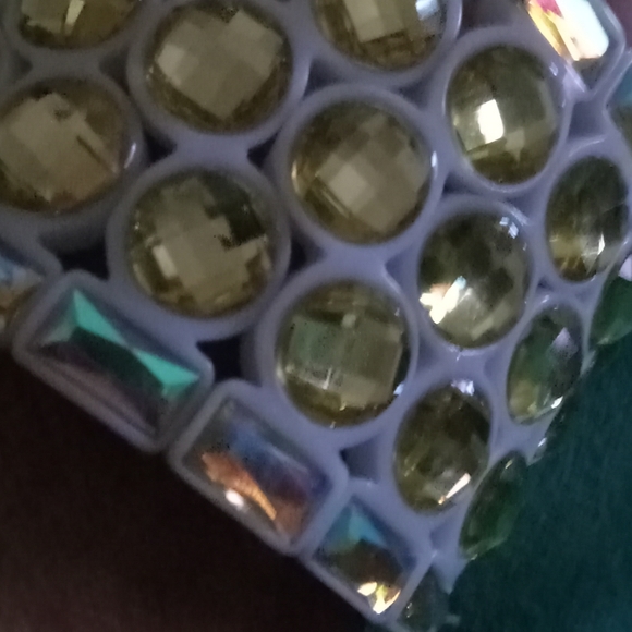 White Stone Bracelet - Picture 3 of 3